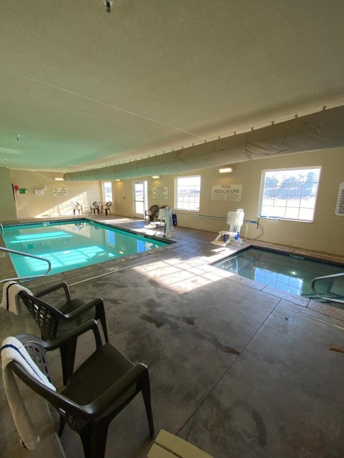 Cobblestone Hotel & Suites - Broken Bow Exteriér fotografie